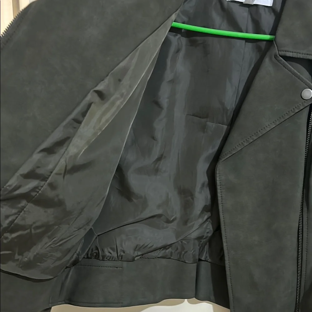 Women's Green Jacket - Picture 5 of 13